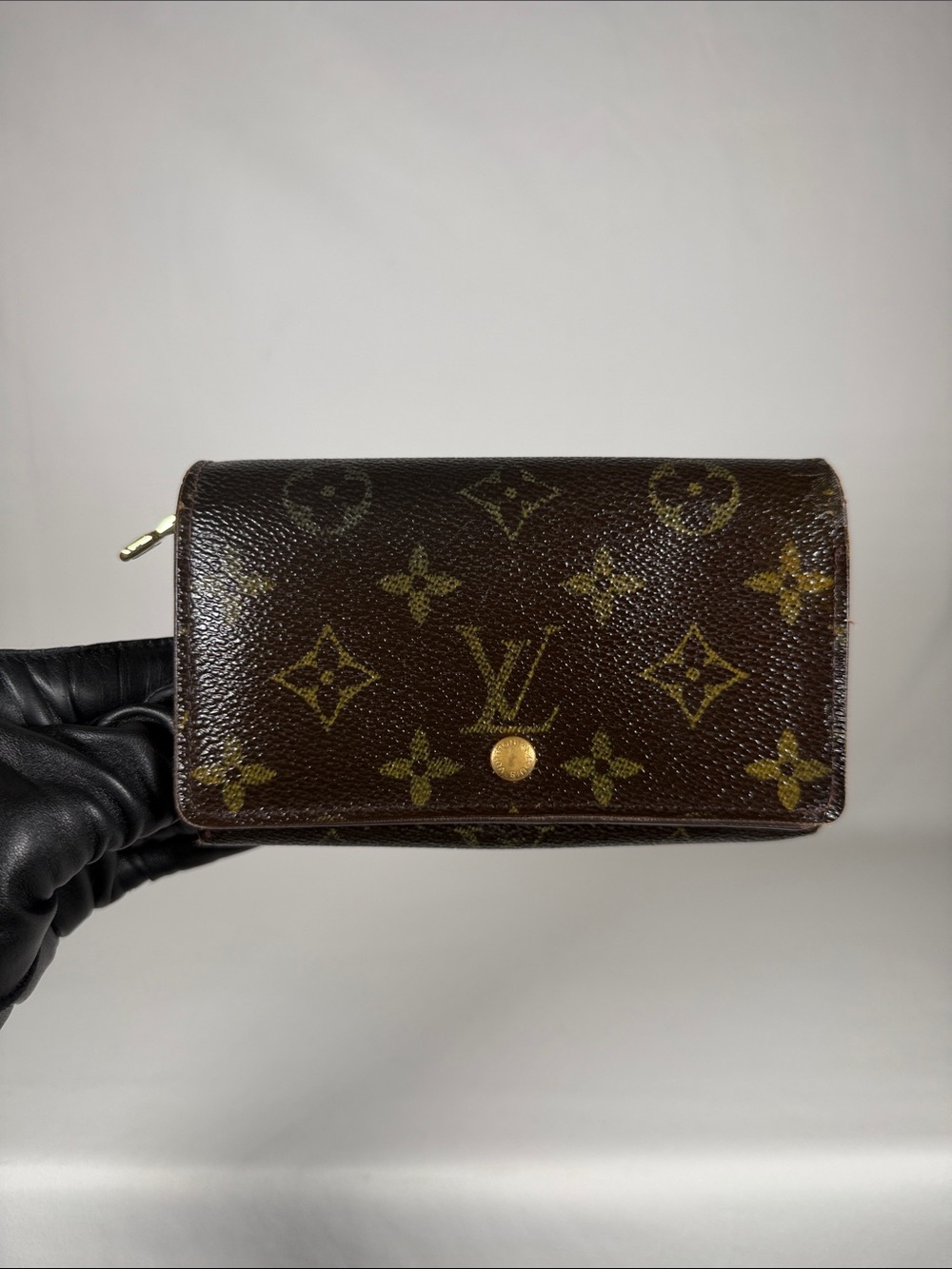 Authentic Louis Vuitton Monogram Wallet